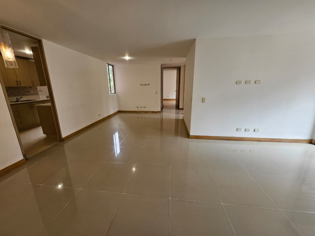 APARTAMENTO EN ARRIENDO CAMINO VERDE ENVIGADO