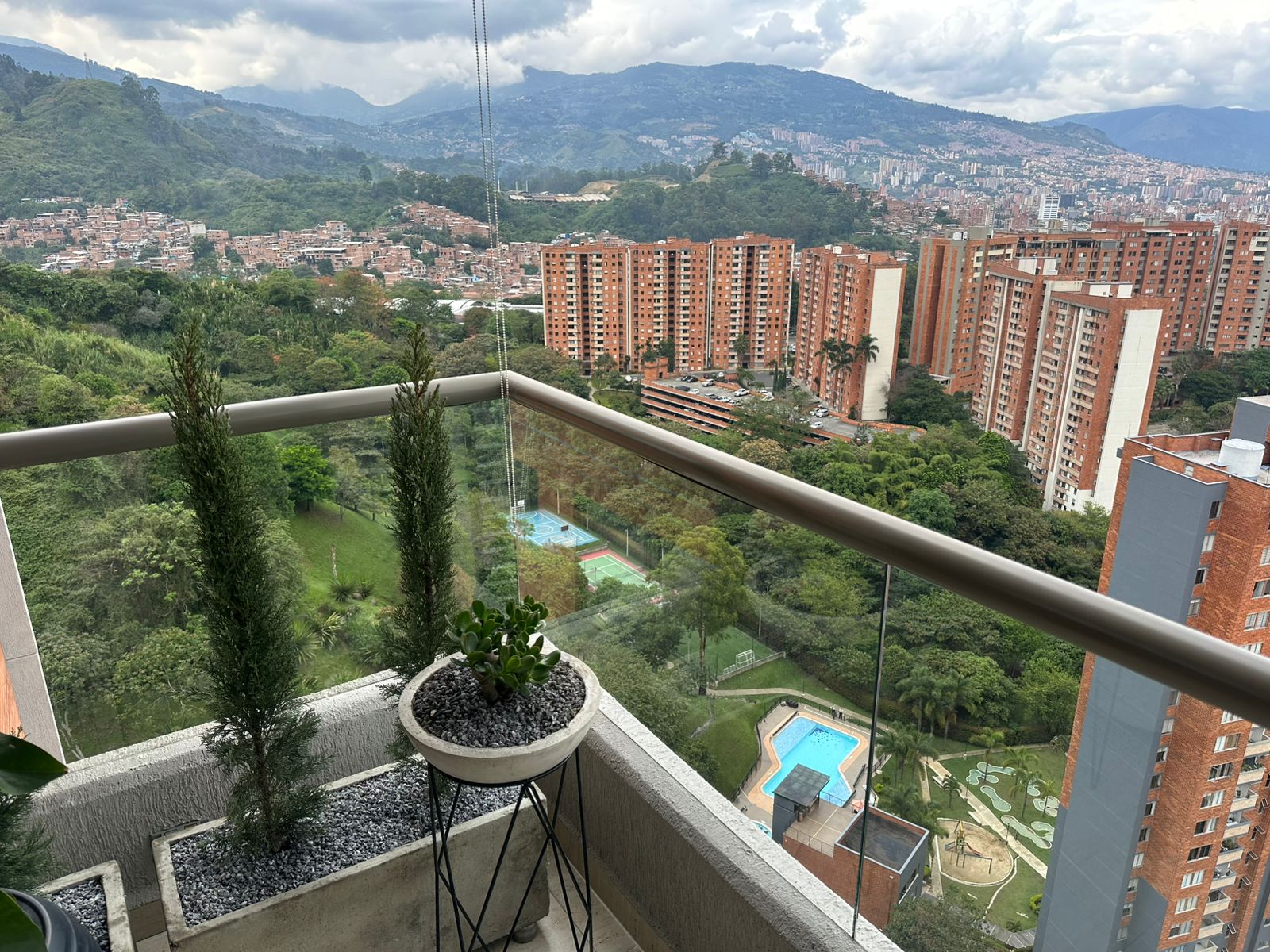 Venta de apartamento en La Loma de Los Bernal