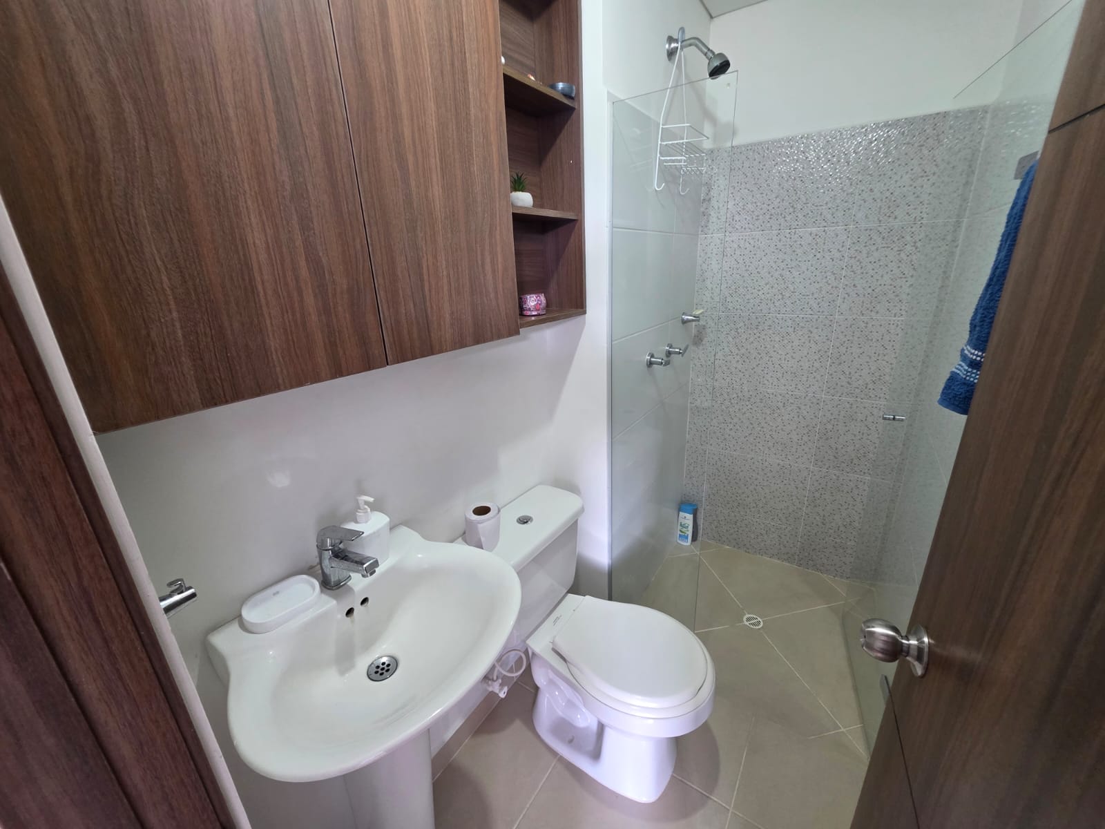 Apartamento en venta La Estrella 3 habitaciones mas parqueadero