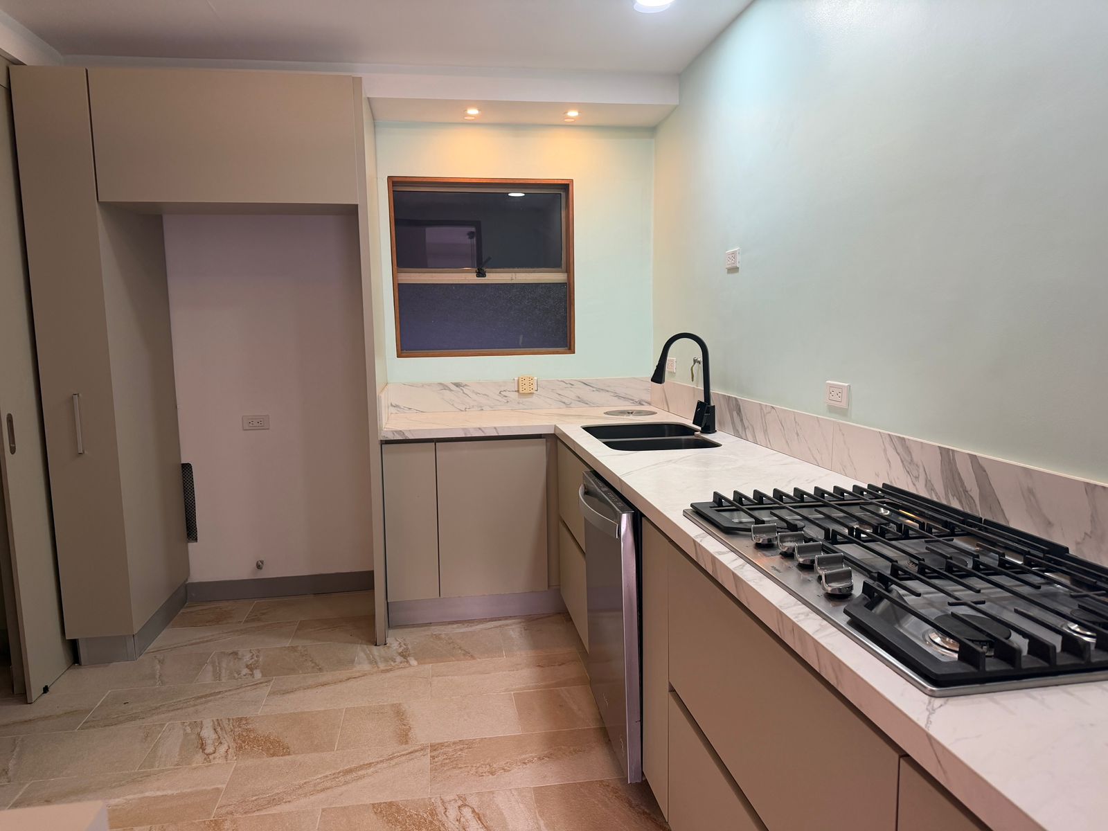 Apartamento para la venta en Envigado la Frontera  Poblado