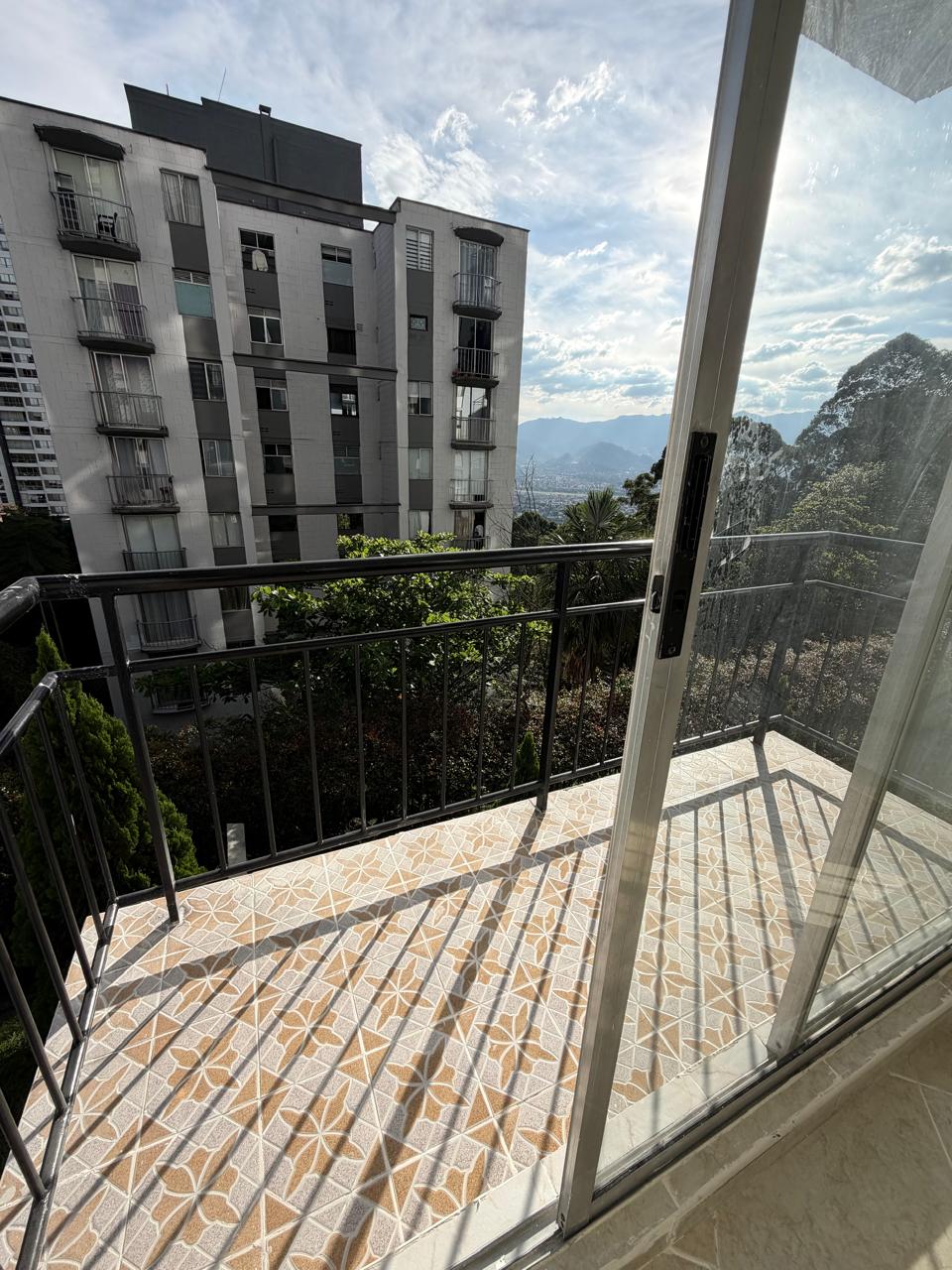 apartamento para la venta en la loma del indio