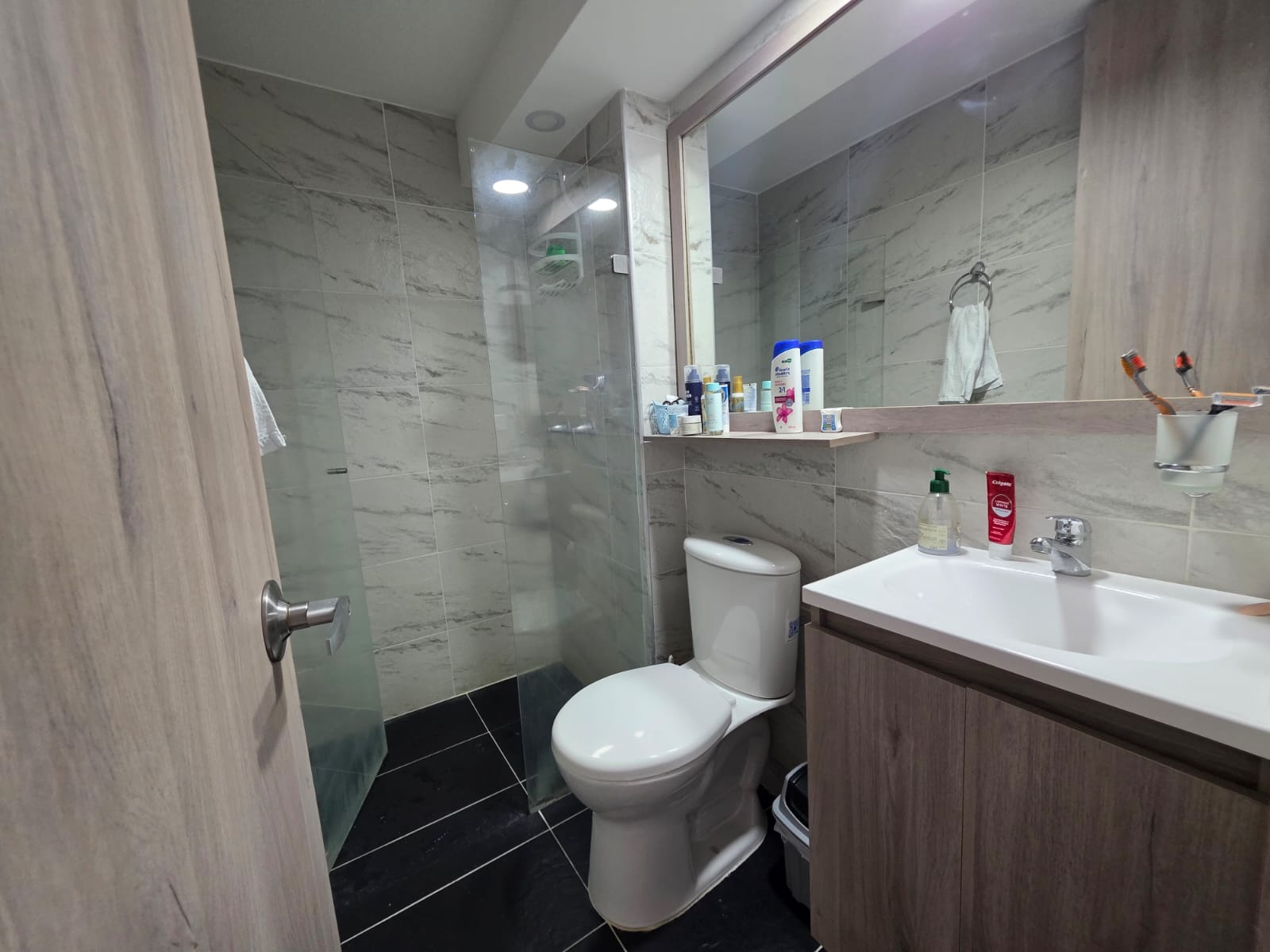 Apartamento en venta El Salado Envigado – 56 m² + 3 habitaciones