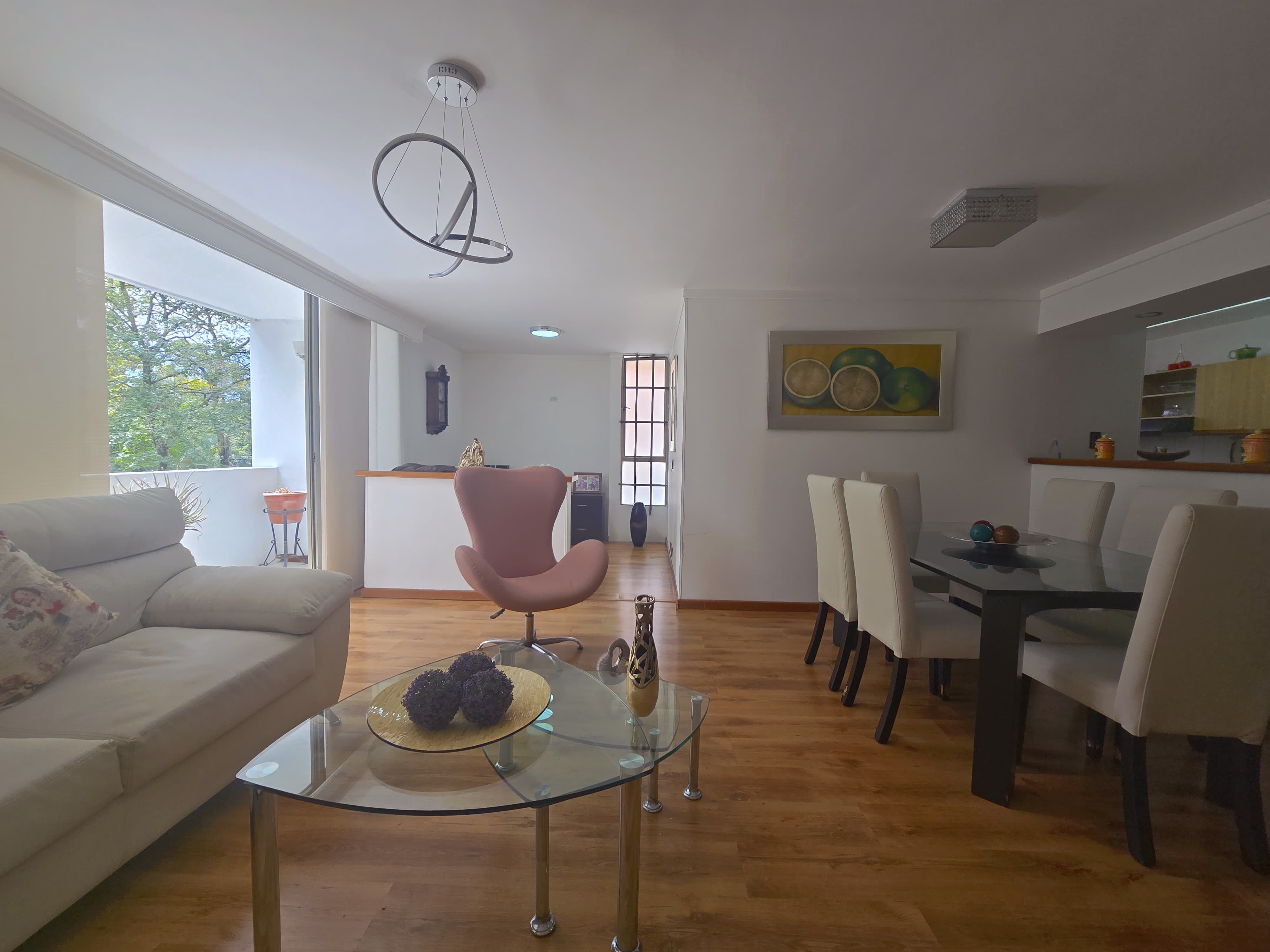 VENTA DE APARTAMENTO LOMA DE LOS BERNAL
