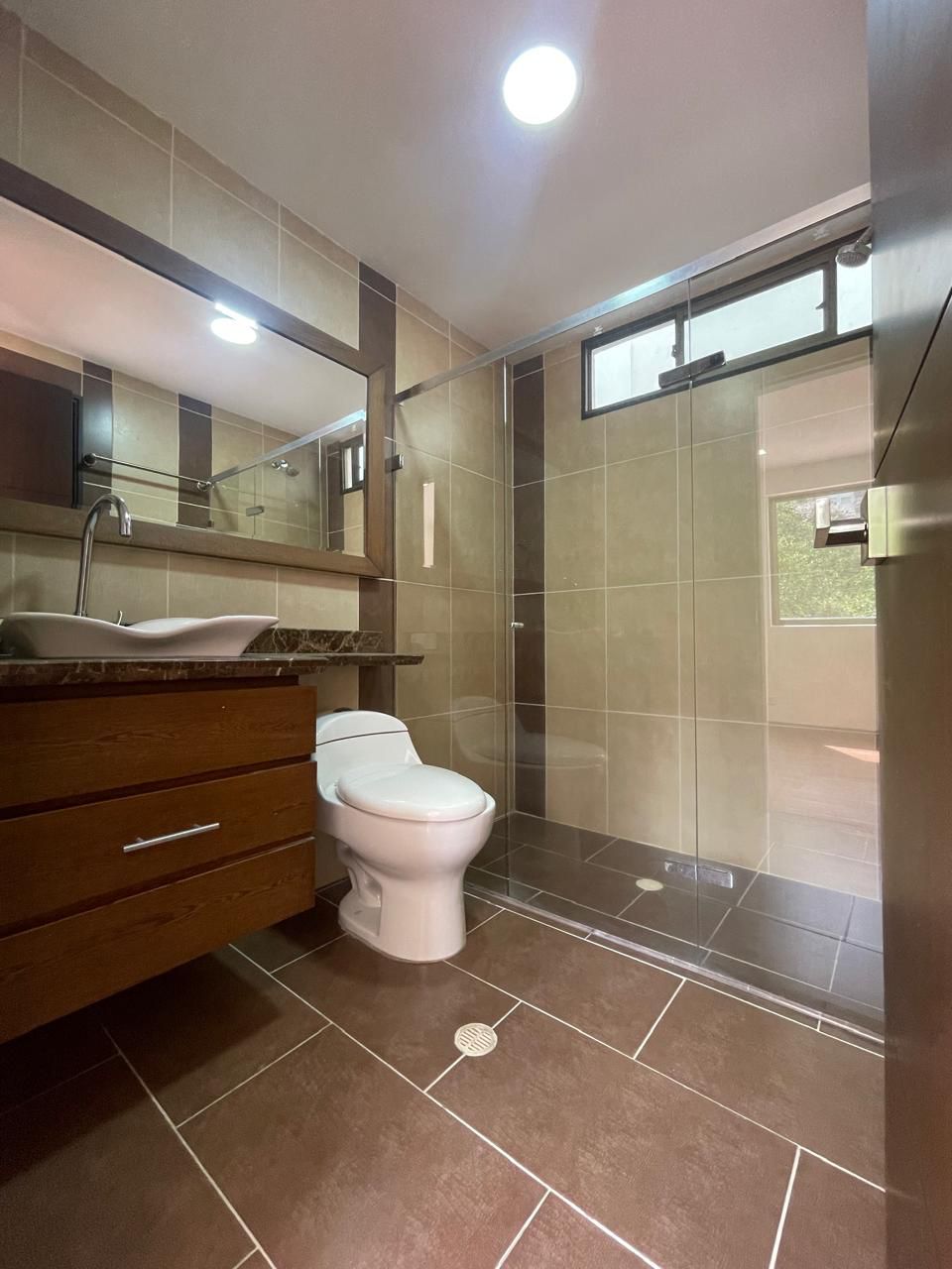 Se vende casa en Sabaneta sector la Doctora