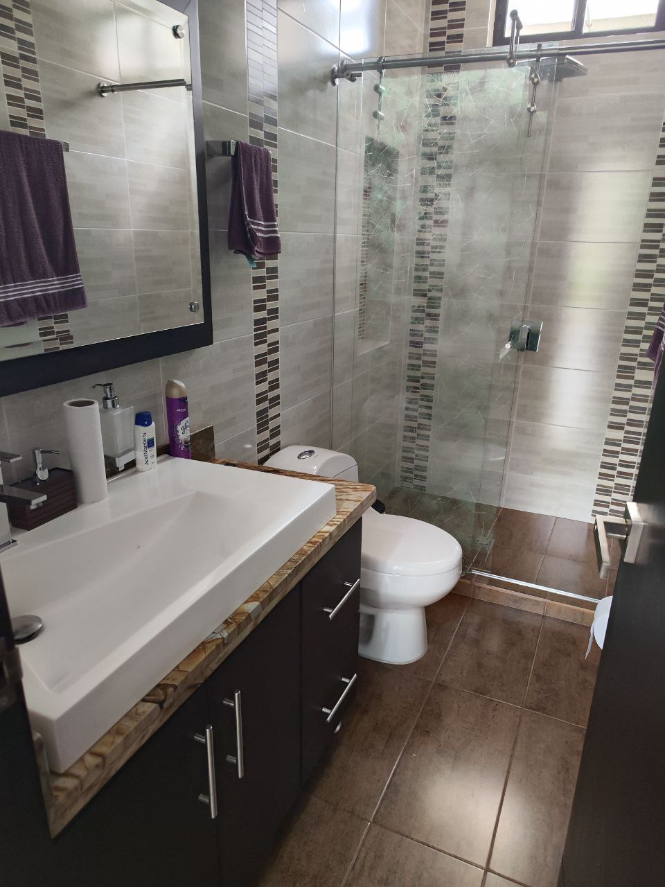 Casa para la venta INDEPENDIENTE en El Escobero parte baja