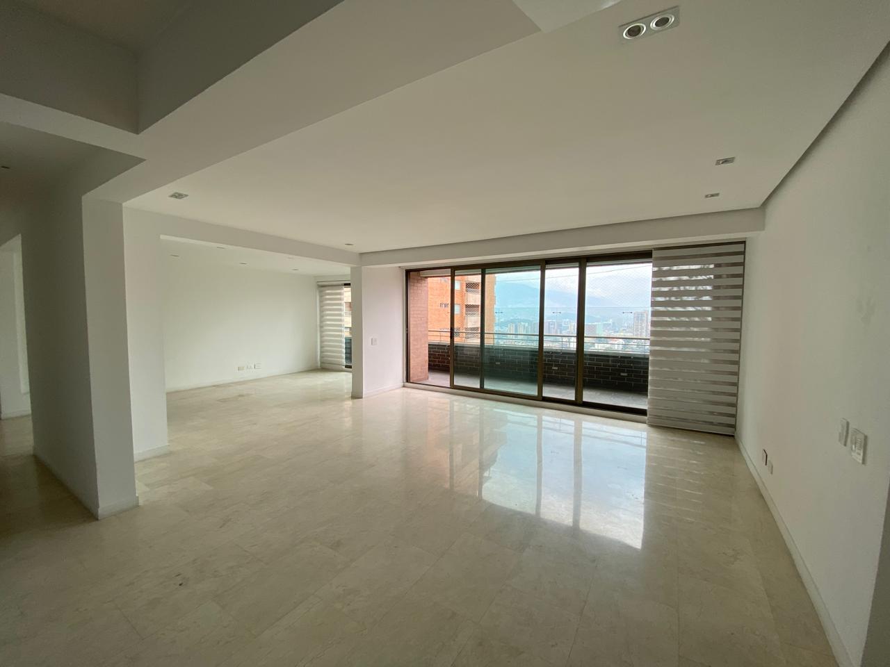 Pent hause dúplex en venta en Poblado los Parra Medellín