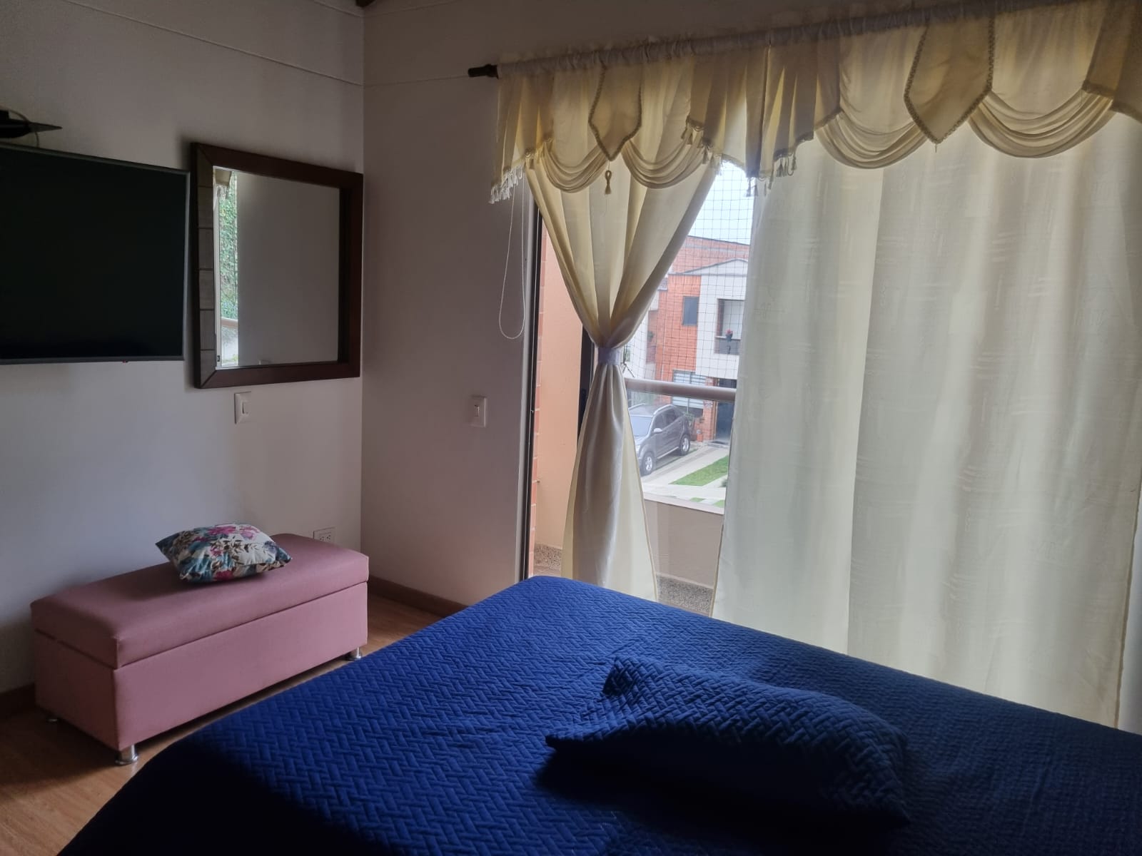 Casa para la venta en La Estrella cerca del Parque Principal