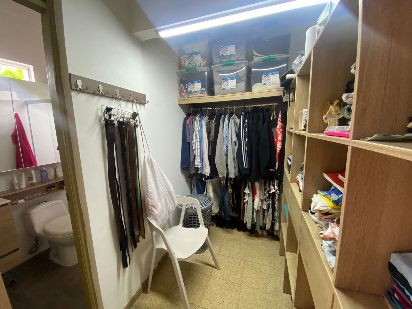 Casa para la Venta en Loma de los Bernal Medellin