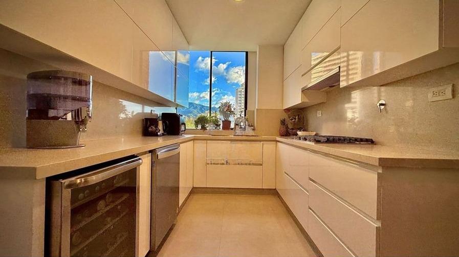 Apartamento en venta Medellin Poblado los Balsos