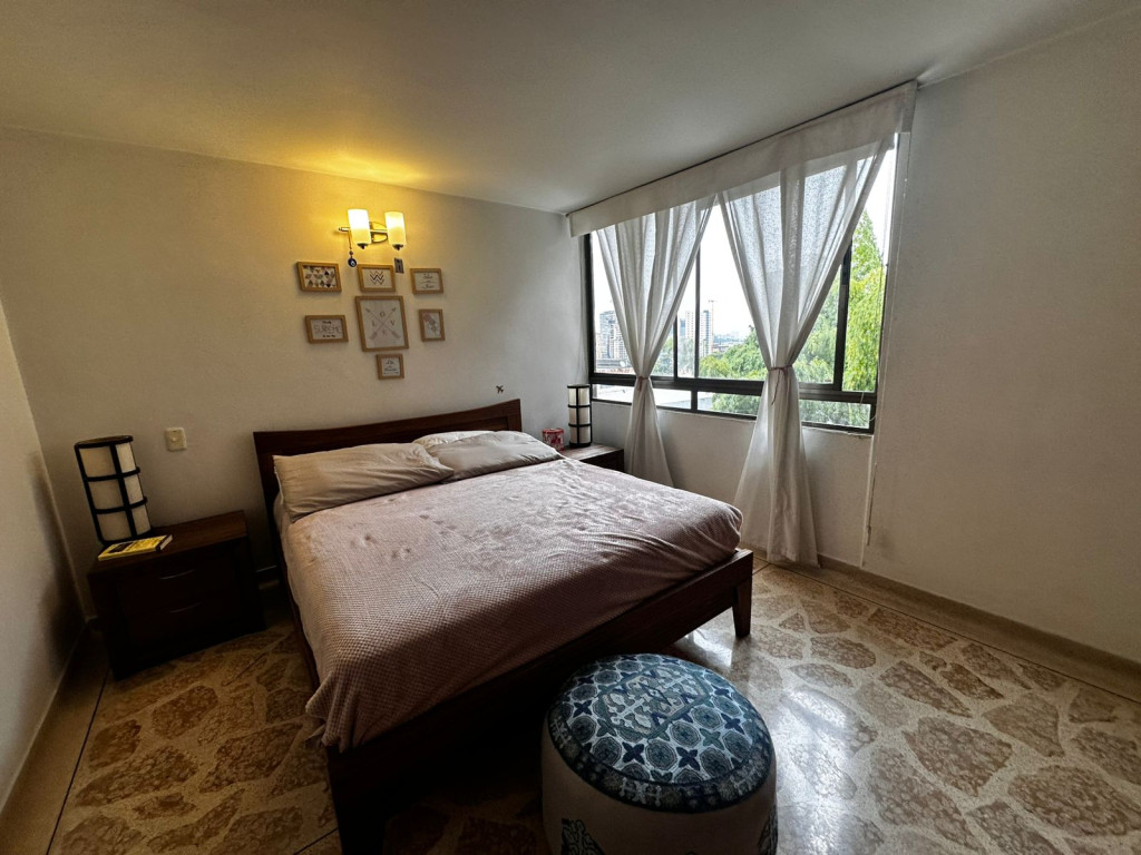 Apartamento duplex en venta en Castropol Medellin