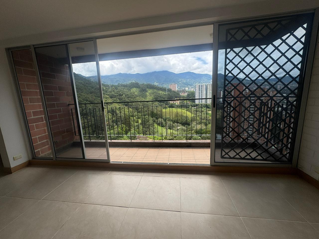 Venta de apartamento en Sabaneta San Remo