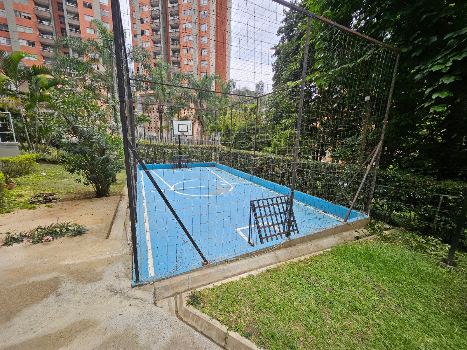 APARTAMENTO EN ARRIENDO CAMINO VERDE ENVIGADO