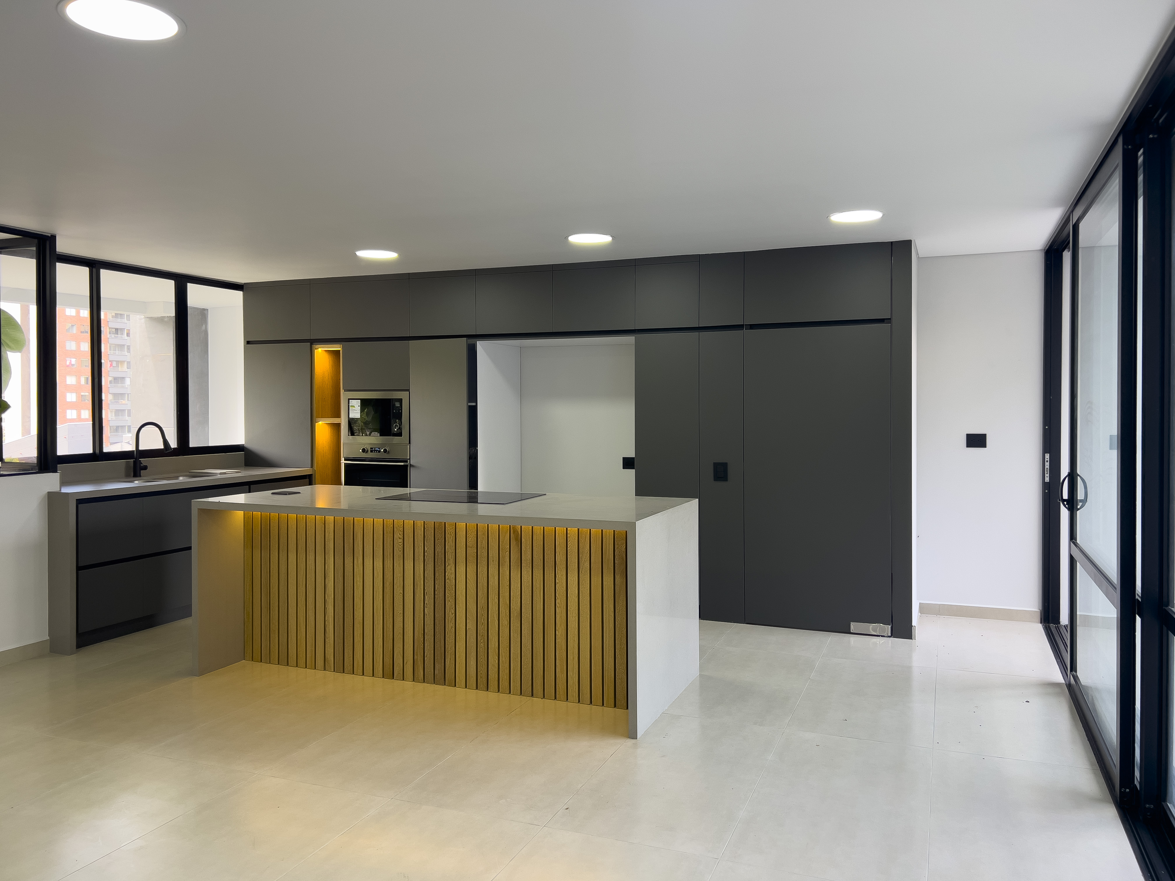 Apartamento en venta en el poblado Medellín cerca del Tesoro