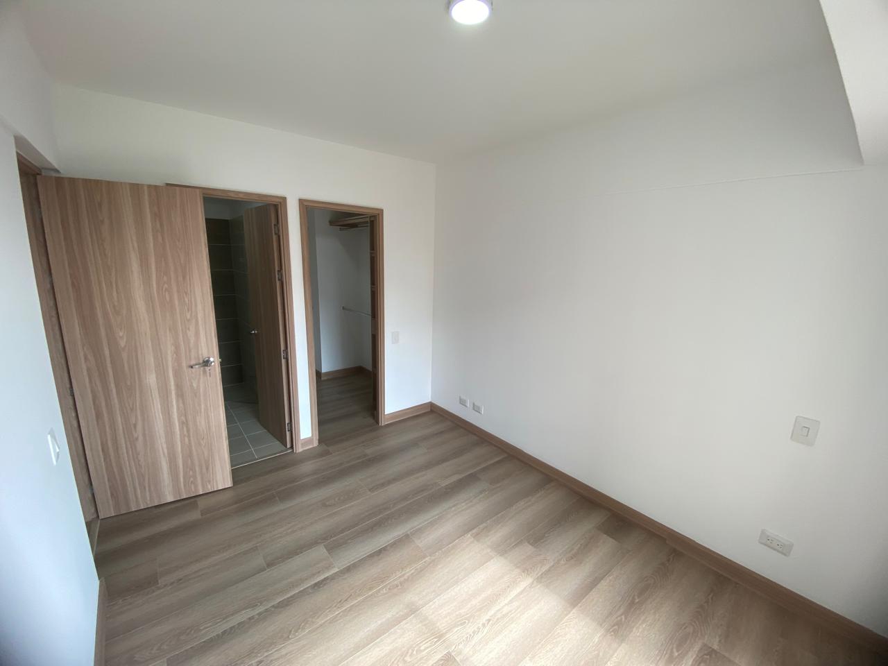 Apartamento en venta en la estrella toledo