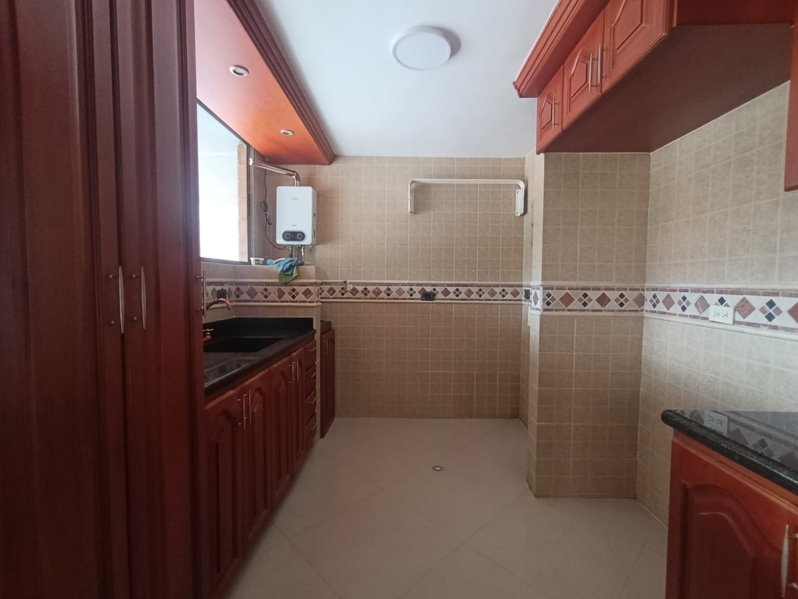 Apartamento Dúplex  en Arriendo Loma de los Bernal
