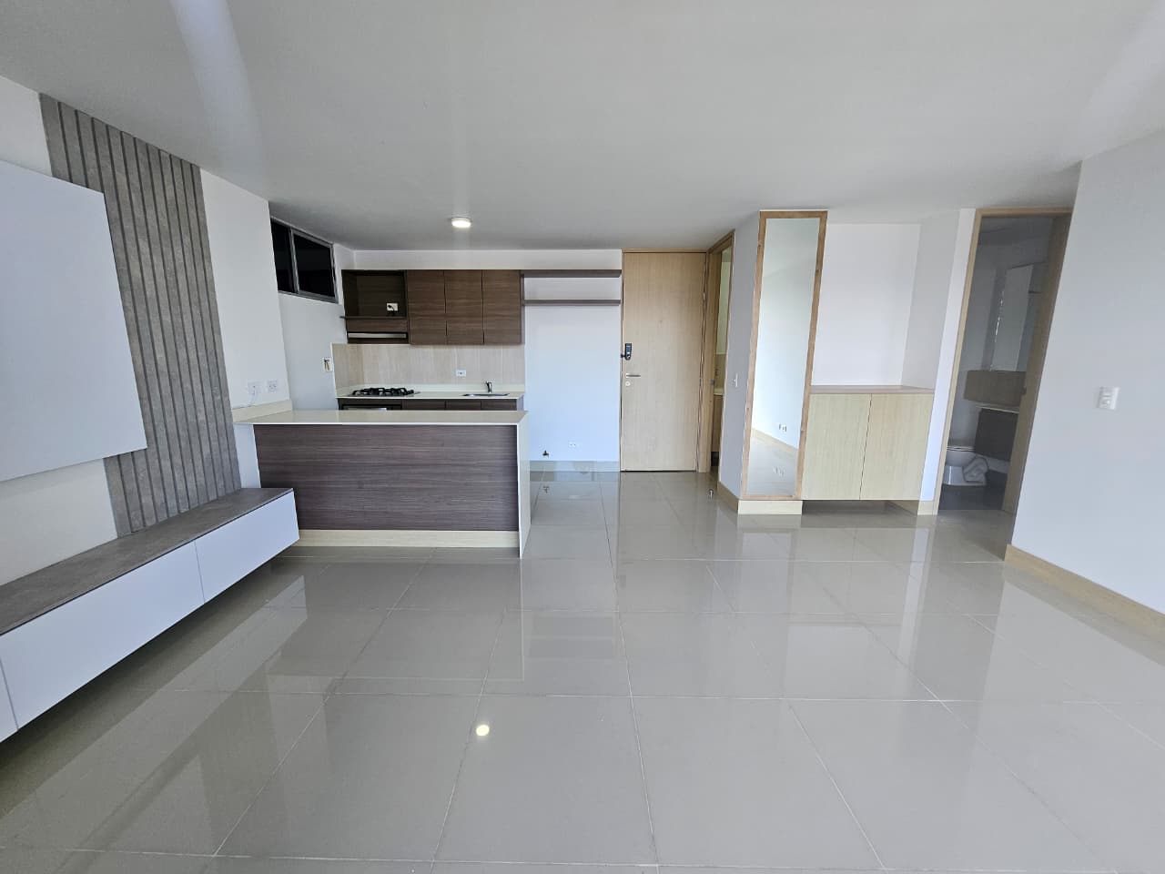 Apartamento para arriendo en El Poblado Loma del Indio