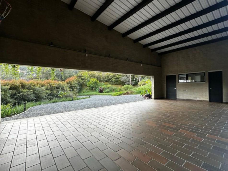 Casa en venta    en Envigado Loma de El Escobero