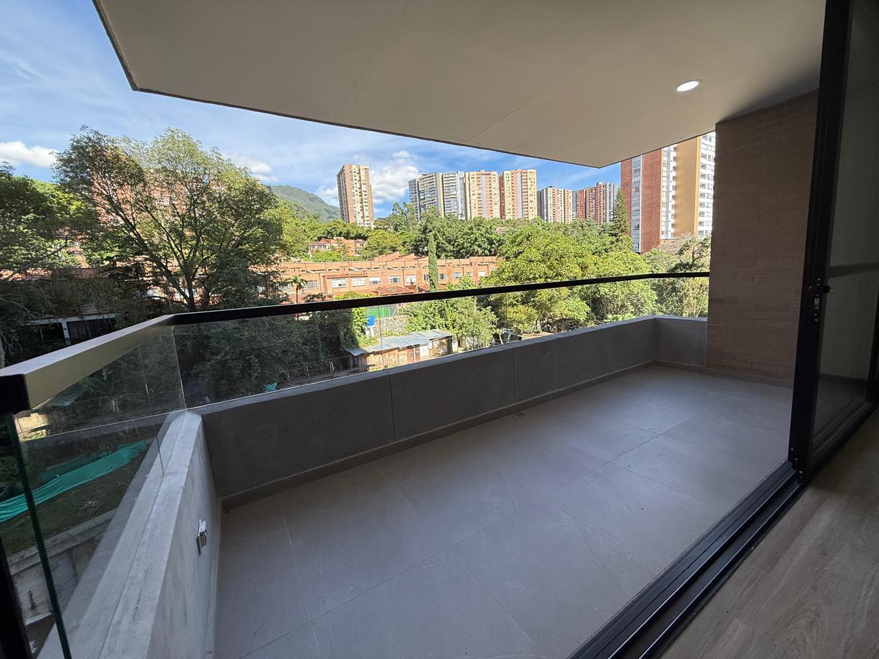 Apartamento en venta en Envigado Loma las brujas