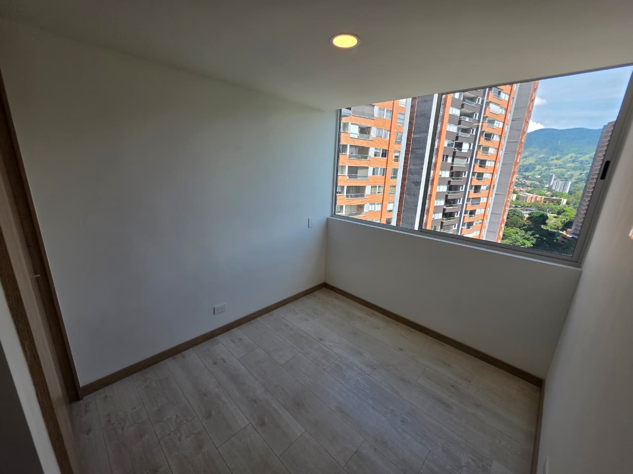Apartamento en venta Suramérica 108 m² mas parqueadero doble
