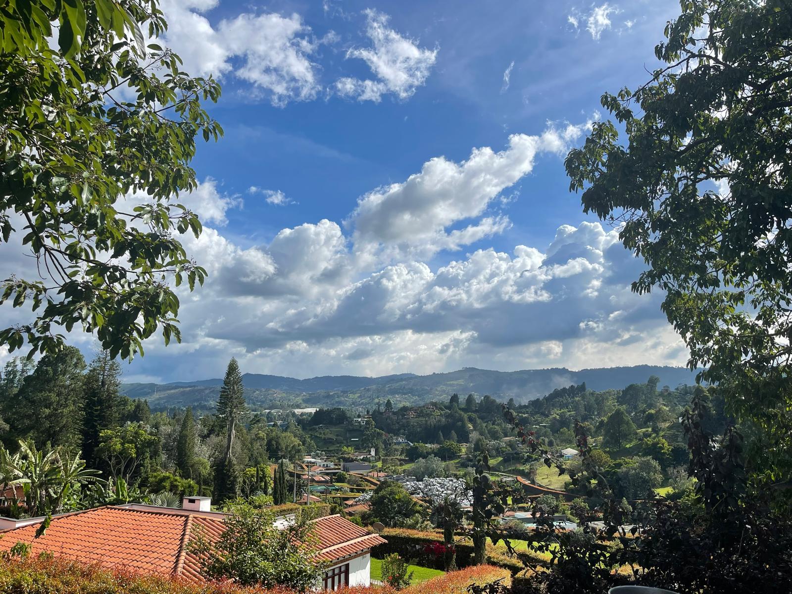 Casa campestre para la venta en Guarne sector La Clarita