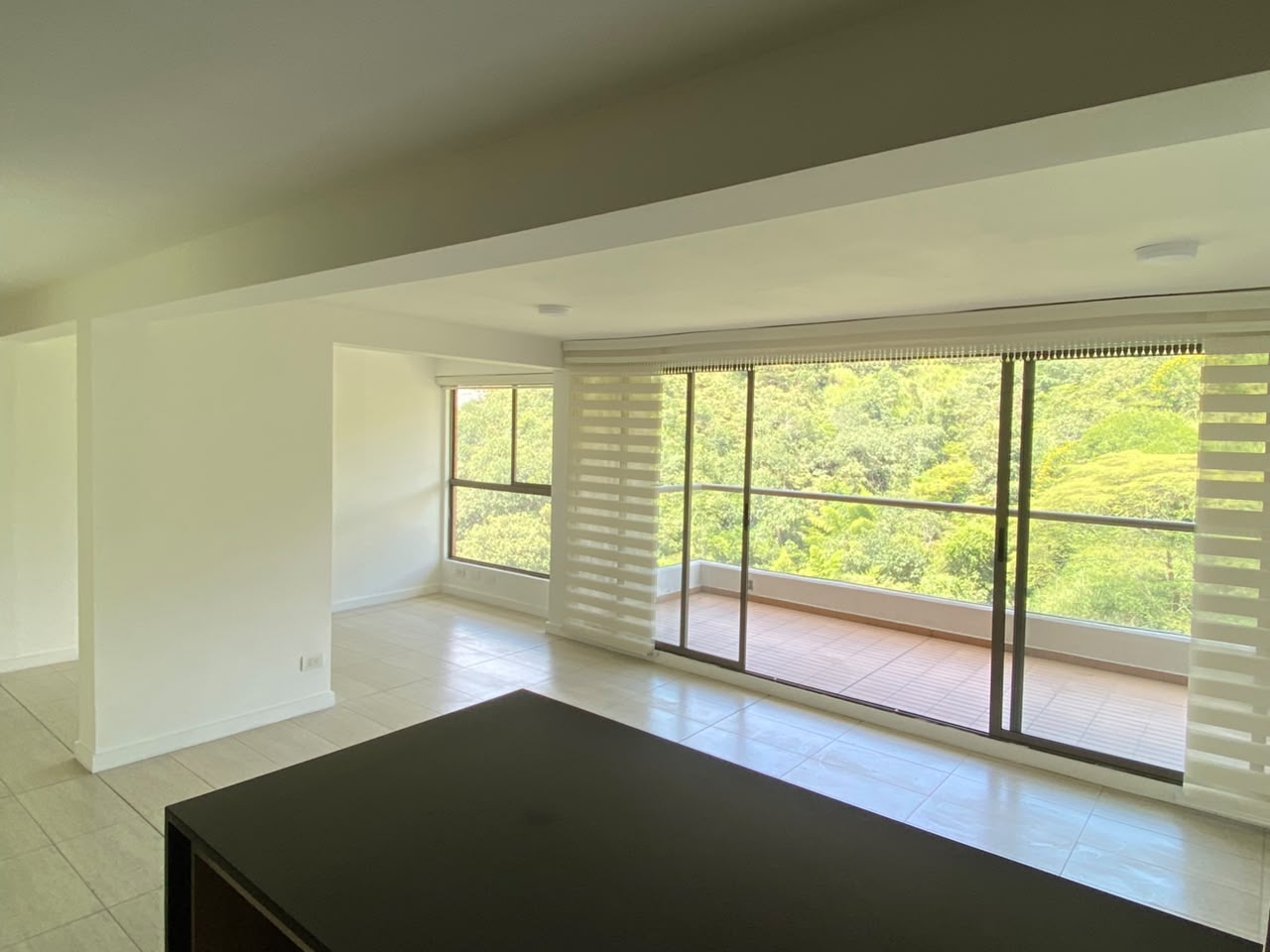 Apartamento para la venta en la loma de los bernal