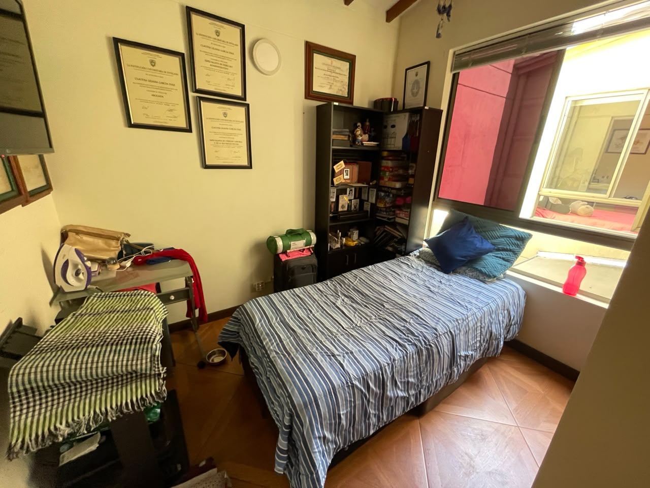Casa en venta en la Estrella Sector Toledo