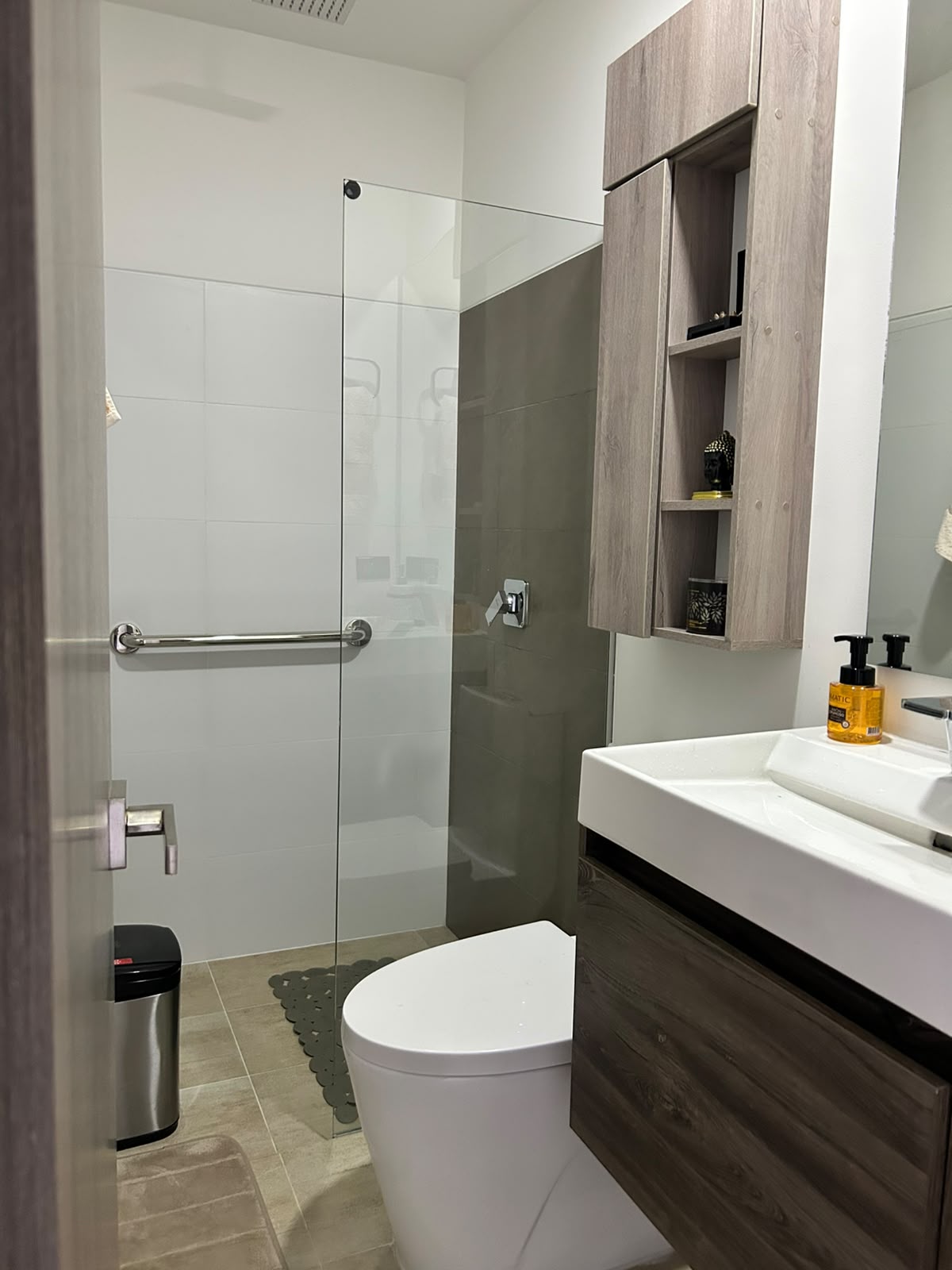 Apartamento en venta en Las Brujas Envigado 175 m² piso 15