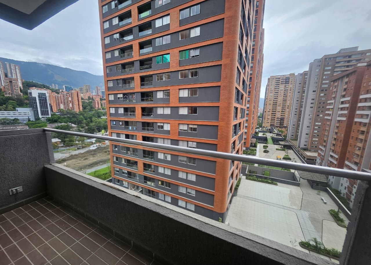 Apartamento para arriendo en Ciudad del Río El Poblado