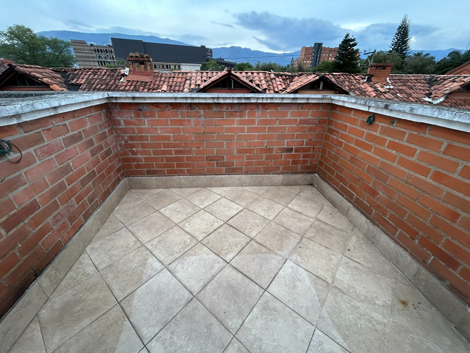 Casa para venta en la mota Medellin