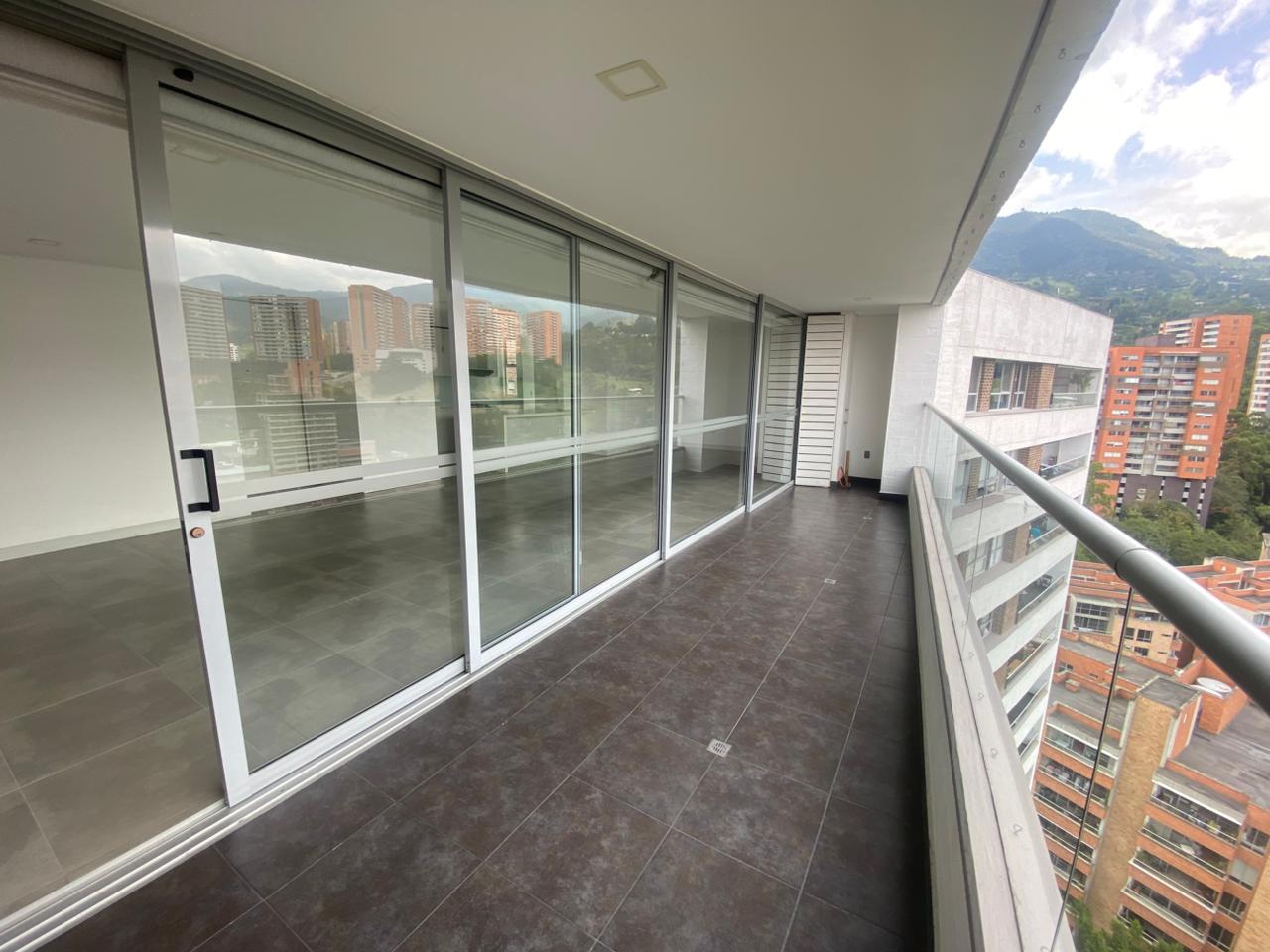 Apartamento en venta en Envigado Loma del Chocho