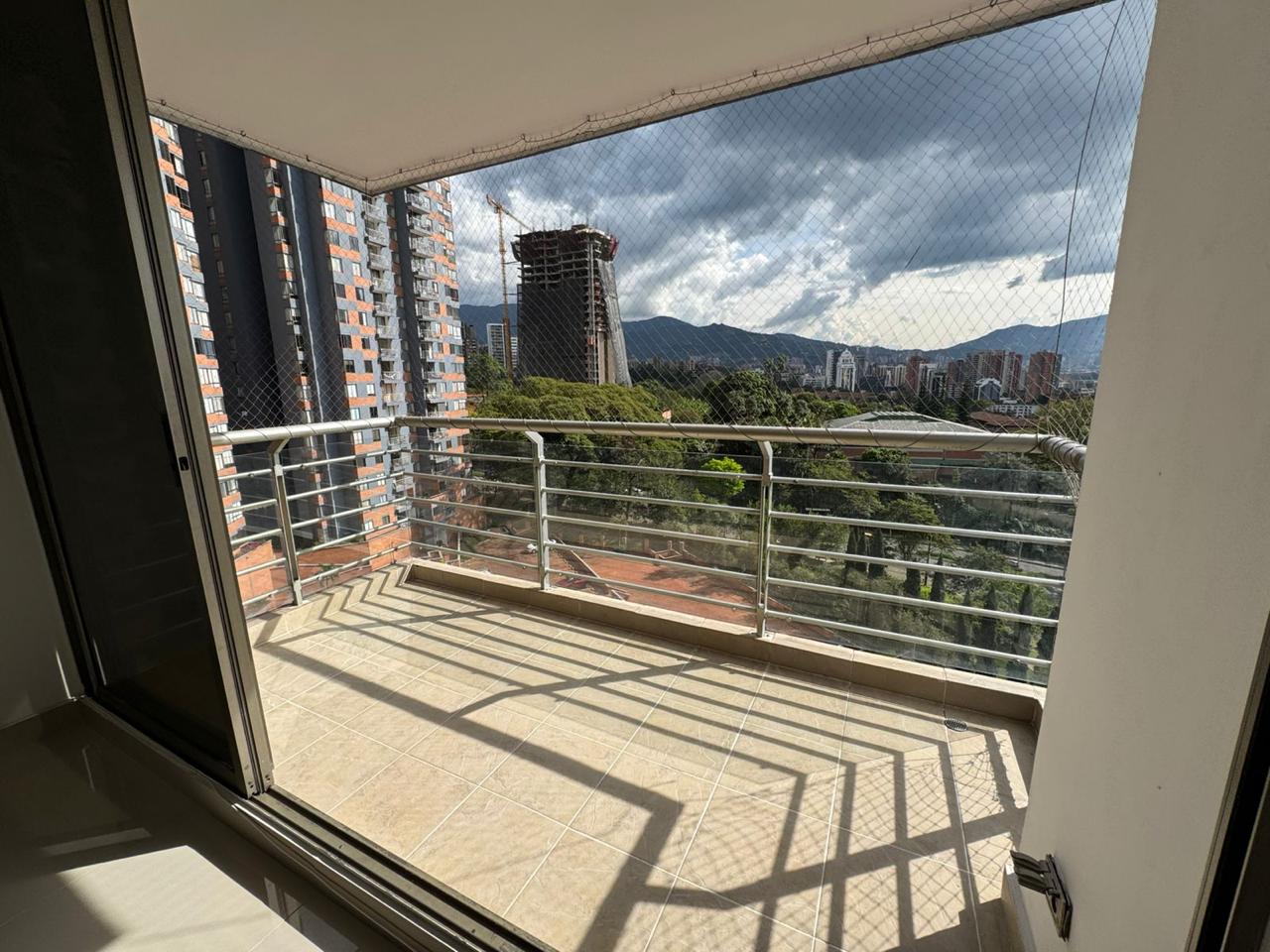 Apartamento amoblado para la venta- Poblado los Balsos Medellín