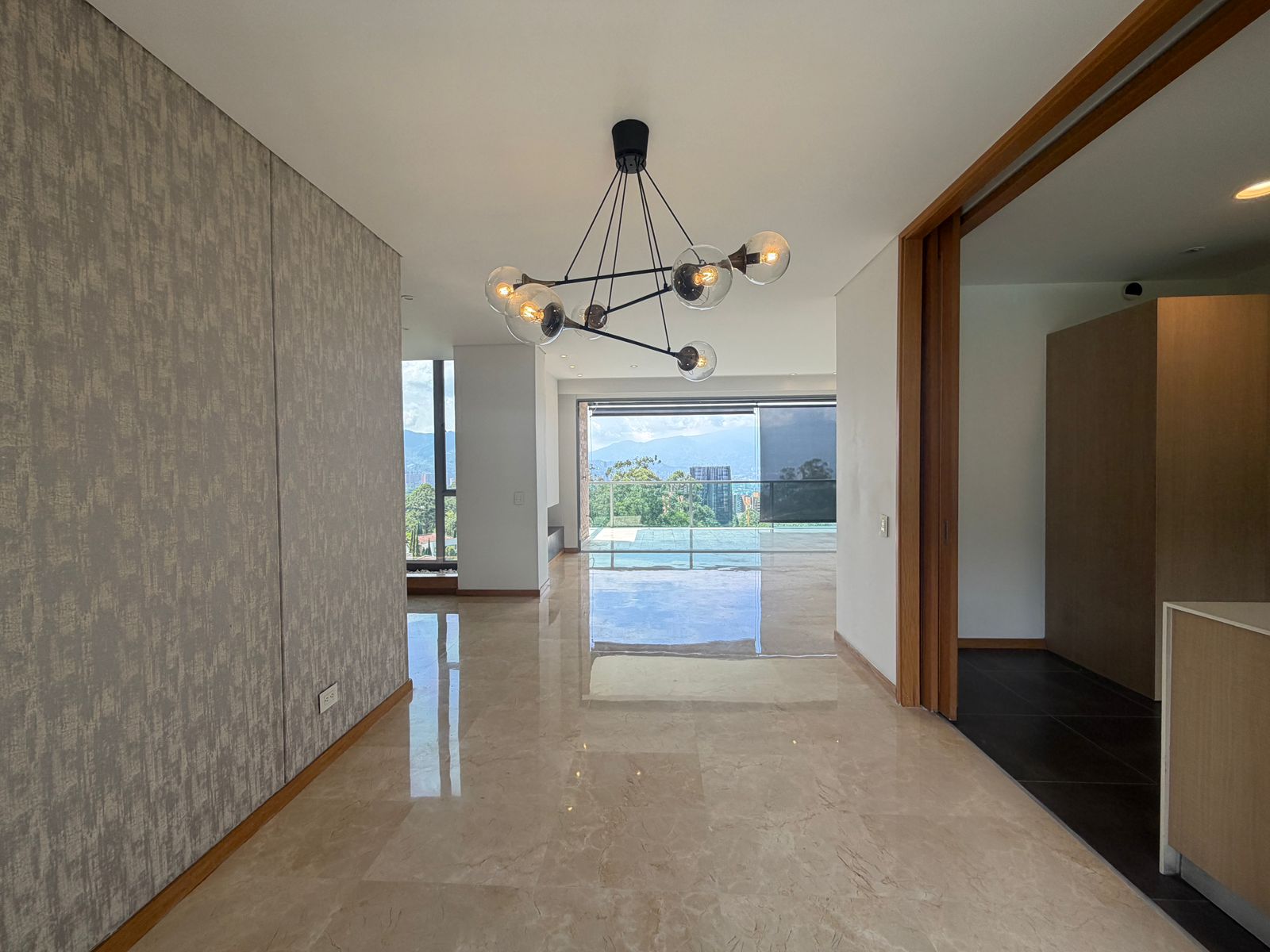 Apartamento en venta Medellin Poblado los Balsos