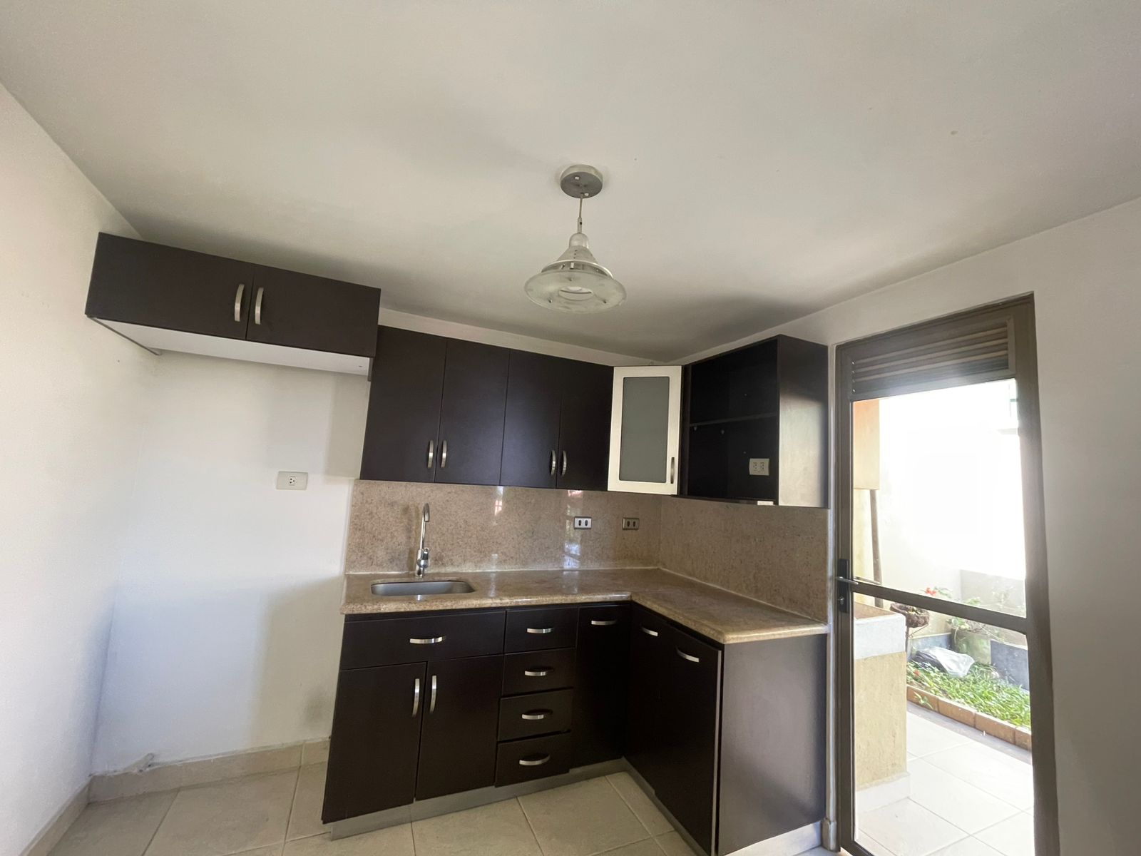 Casa en arriendo en Envigado Las Antillas