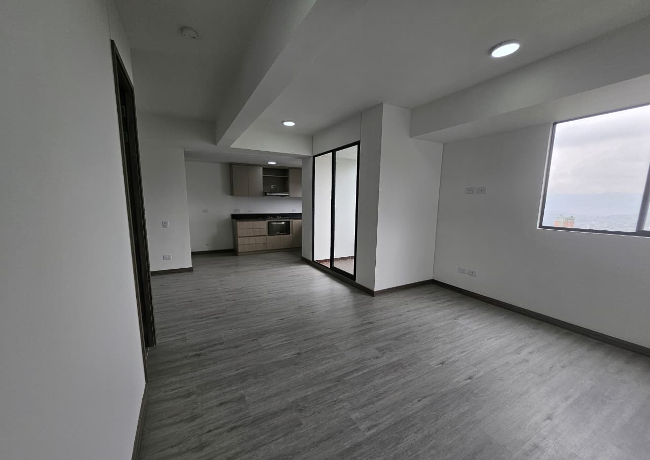 Venta de apartamento en El Poblado Las Palmas para estrenar