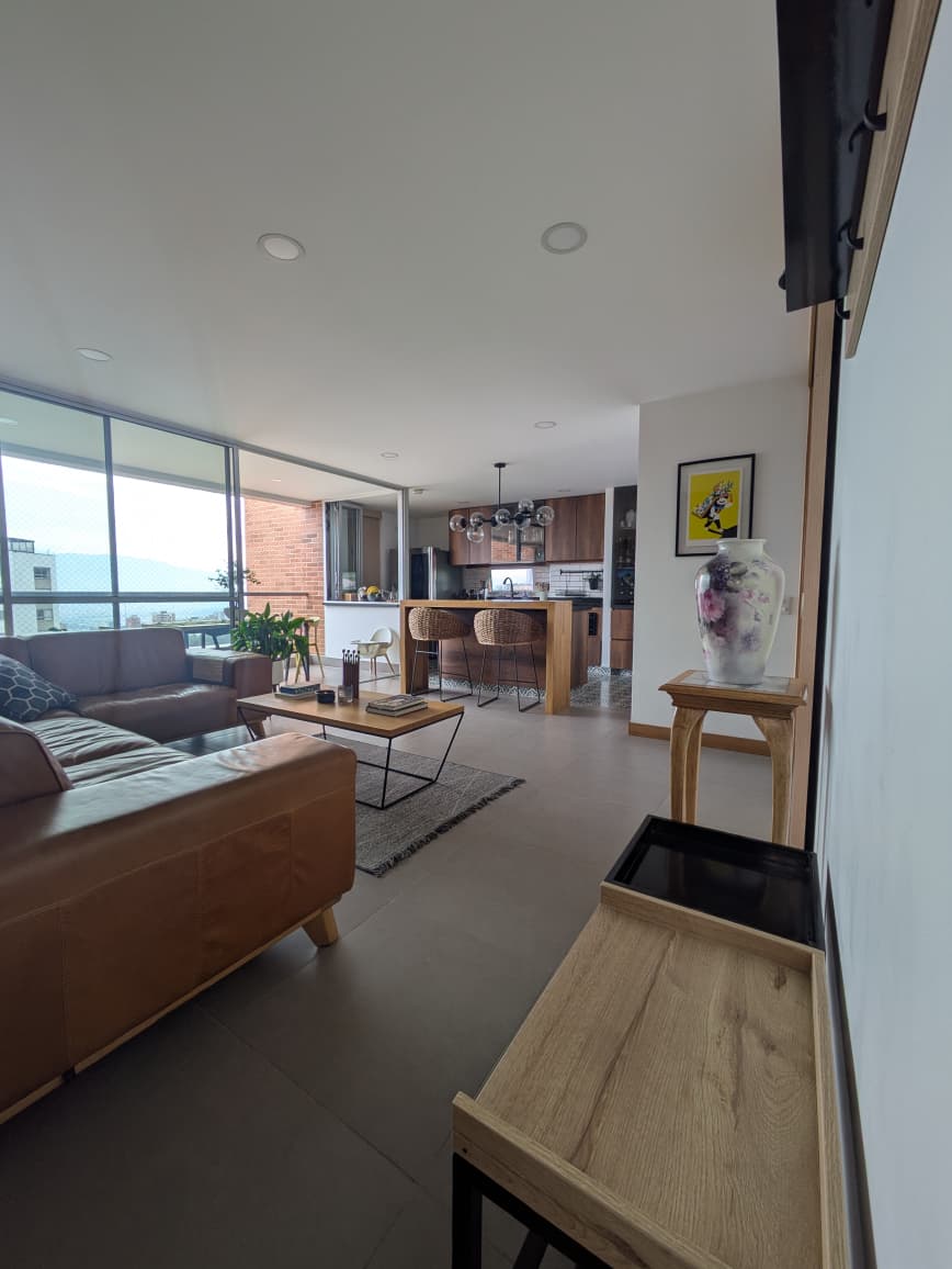 Apartamento en venta en Envigado Loma del Esmeraldal