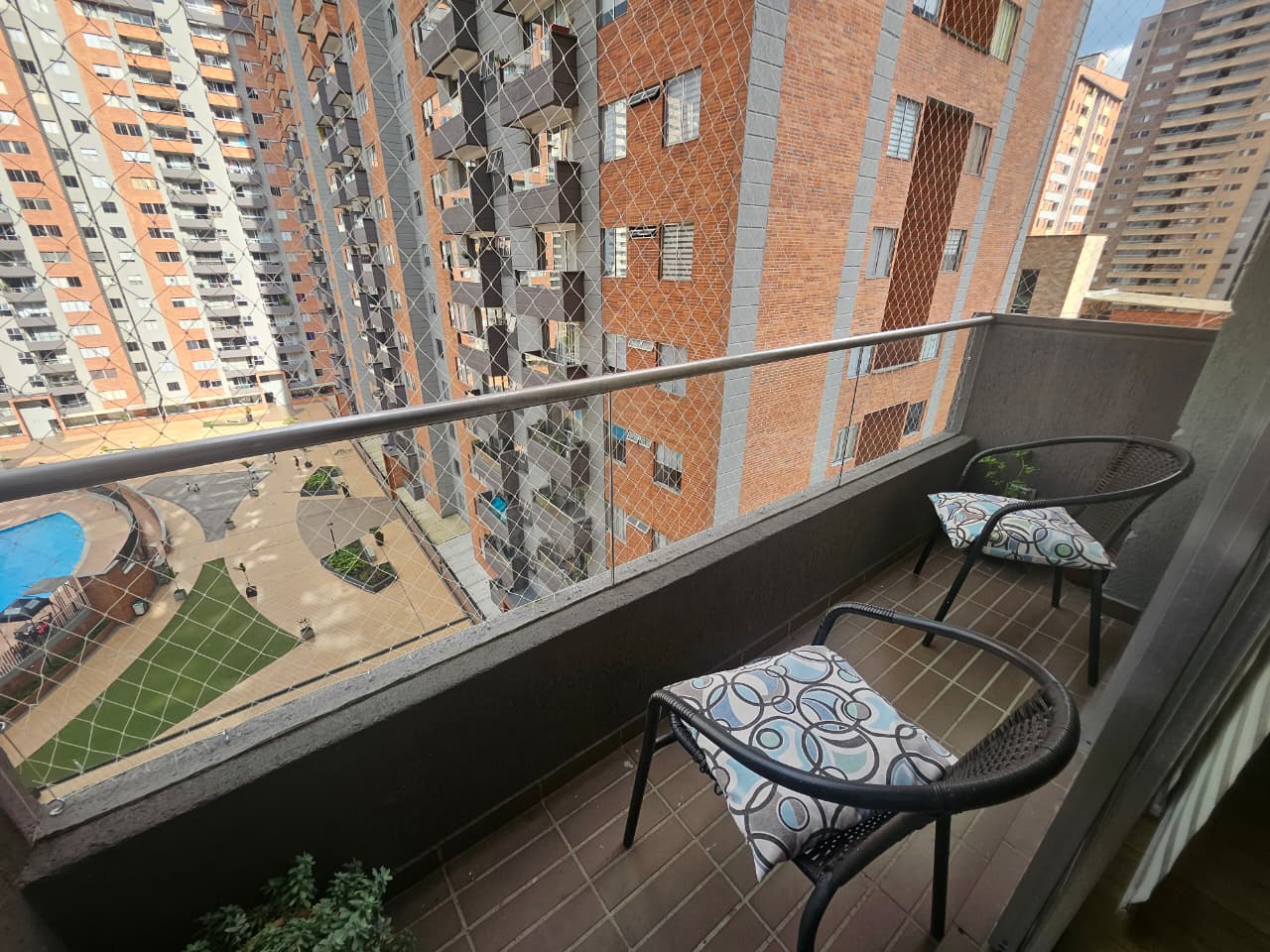 Apartamento amoblado en arriendo en Ciudad del Río El Poblado