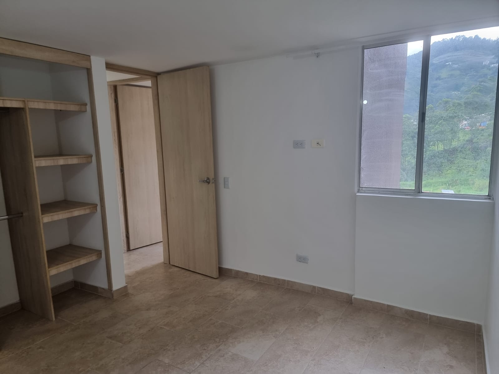 Apartamento en venta en la estrella tablaza