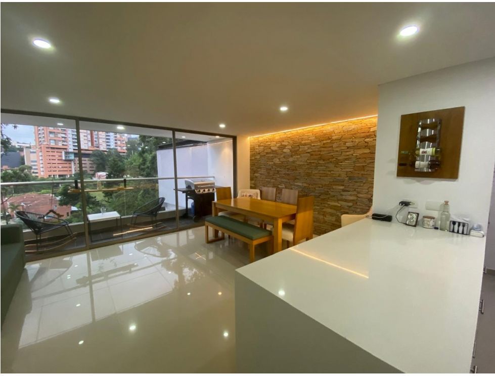 Apartamento en venta en Envigado Loma del Esmeraldal