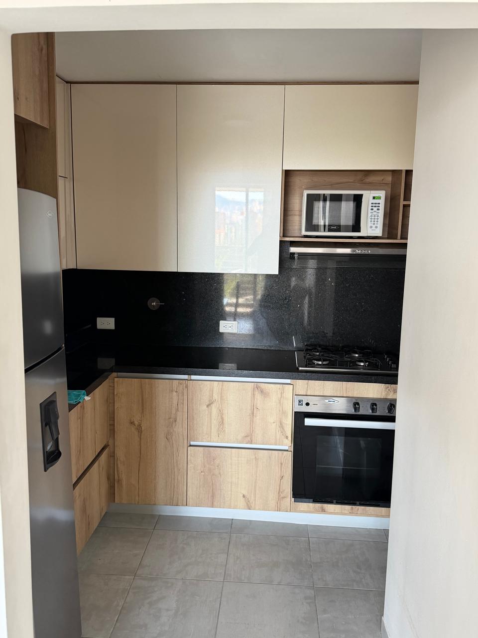 Apartamento amoblado en arriendo en El Poblado sector Los Balsos