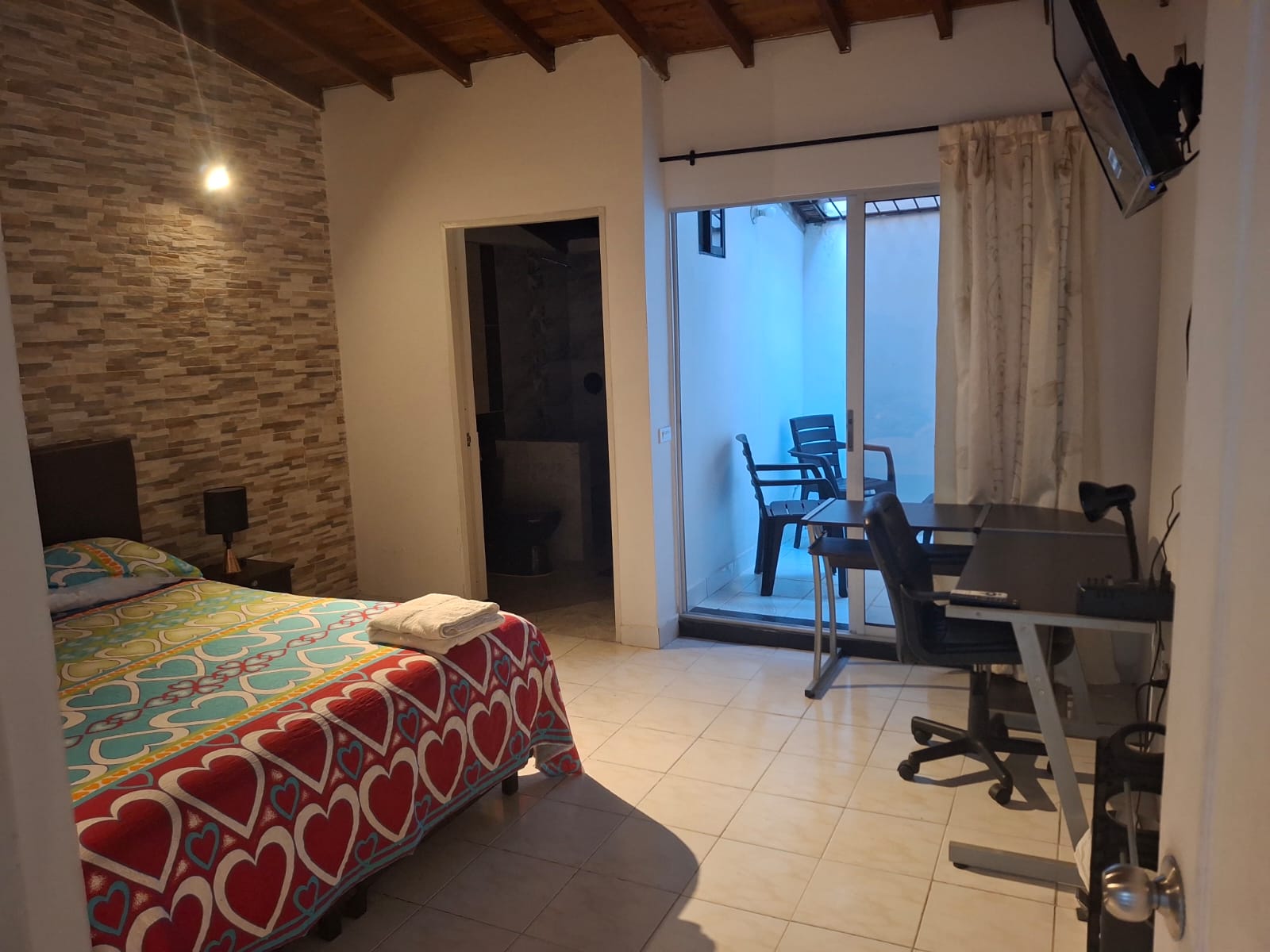 Casa comercial para arriendo en Laureles Medellín