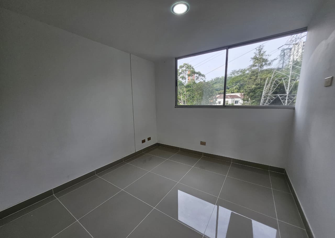 Apartamento para arriendo en La Loma del Indio El Poblado