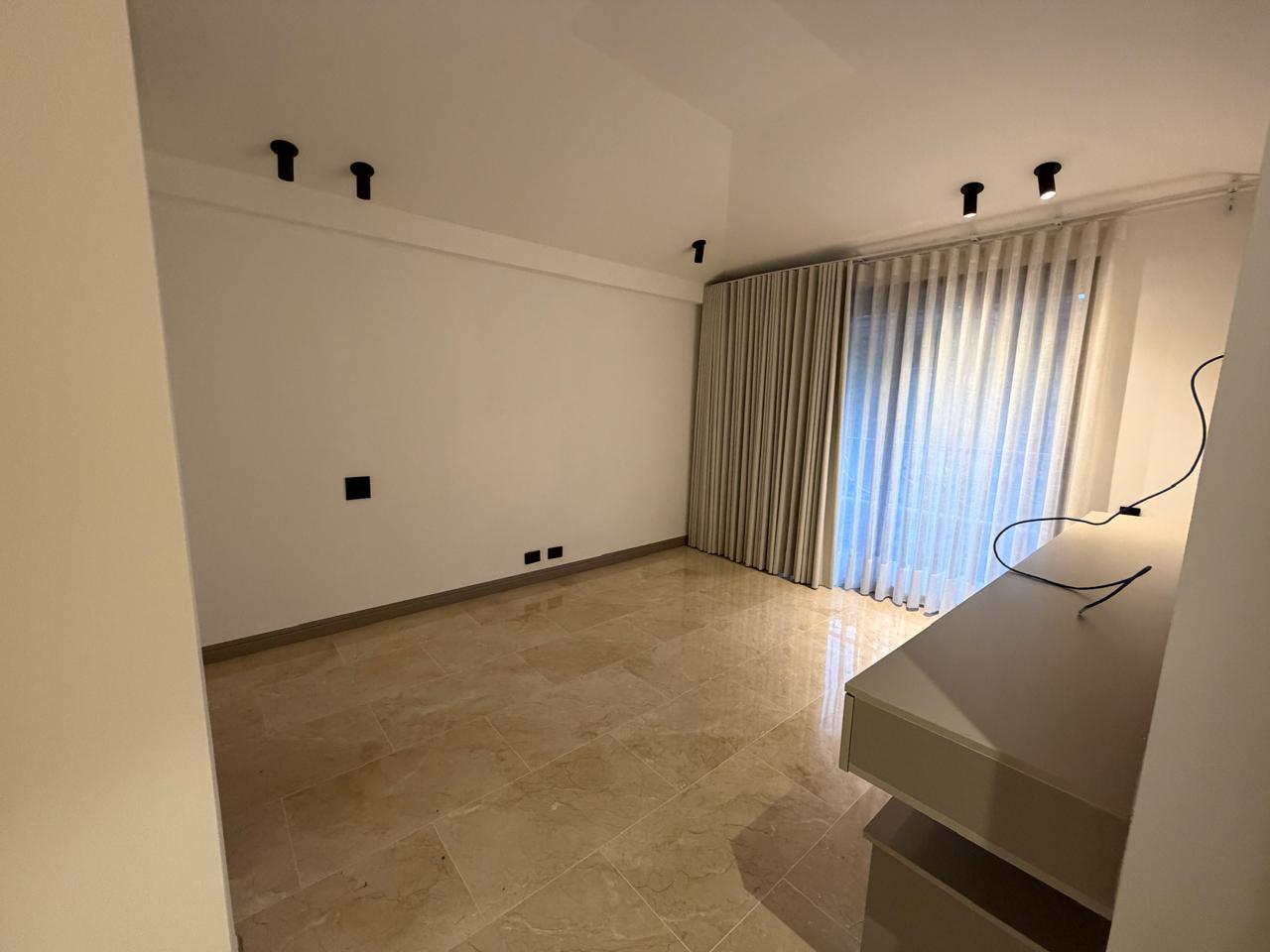 Casa en  venta en la Calera el    Poblado Medellin