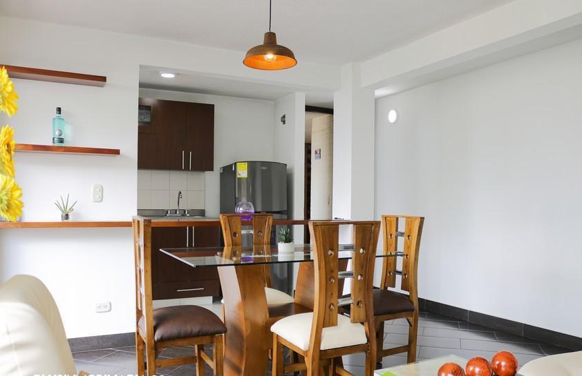 Apartamento amoblado en arriendo Loma de San Julian Poblado