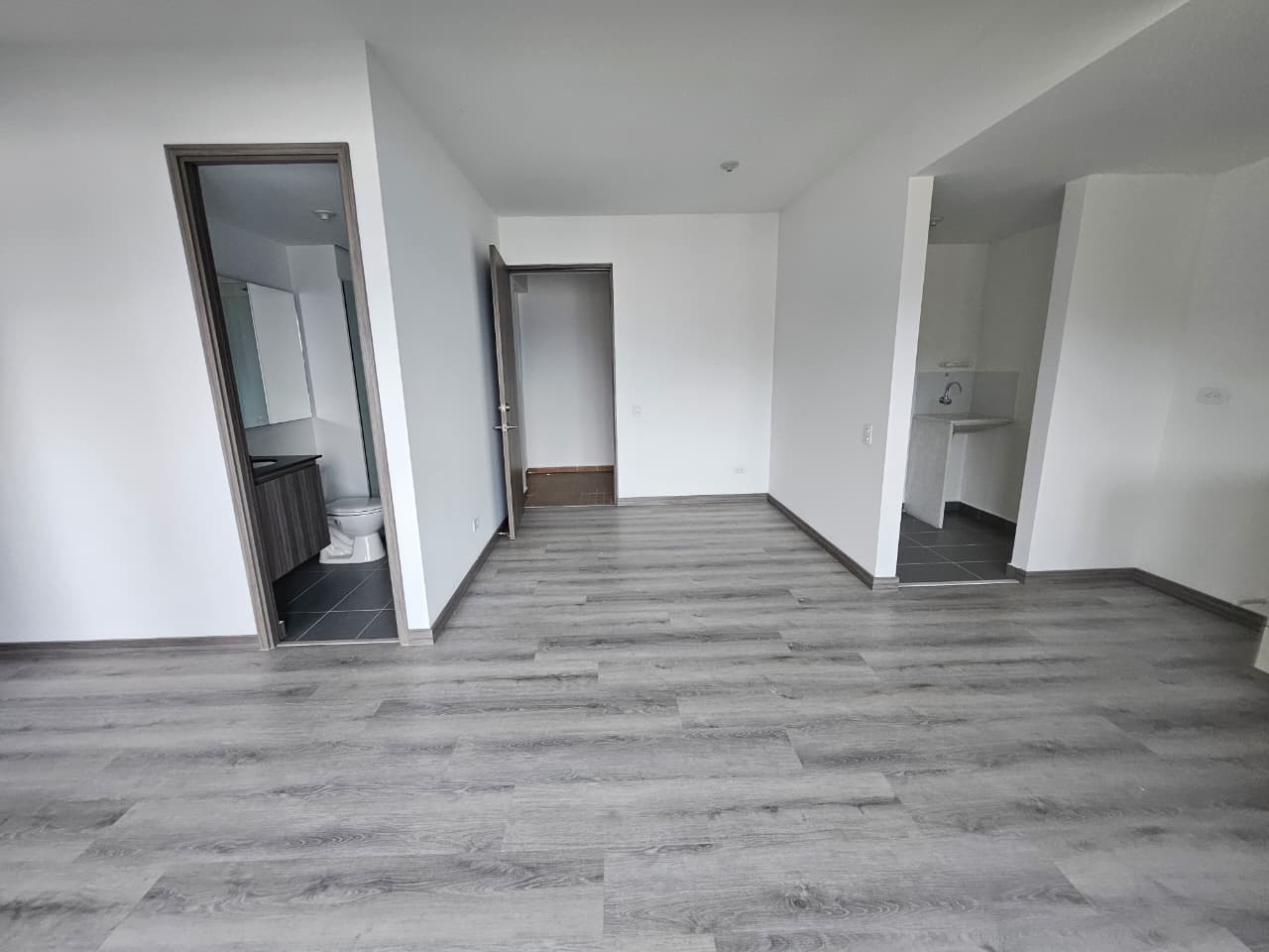 Apartamento para estrenar en arriendo en Las Palmas Medellín