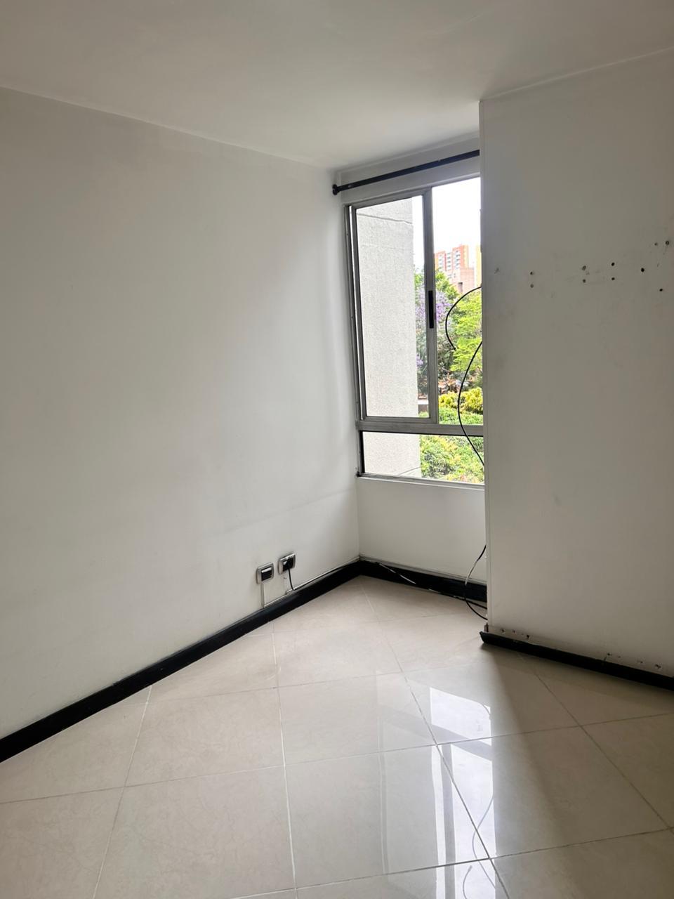 Apartamento en venta en San German - Robledo