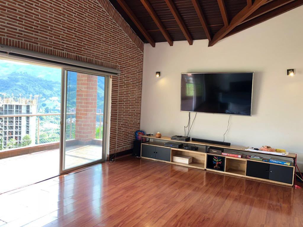 Casa en venta en Sabaneta Aves Maria
