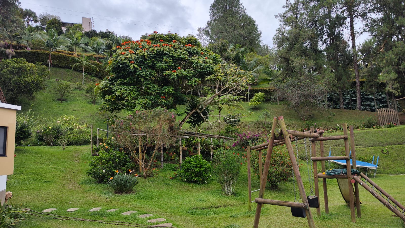 Casa finca en venta en Guatape  Antioquia con acceso a la represa