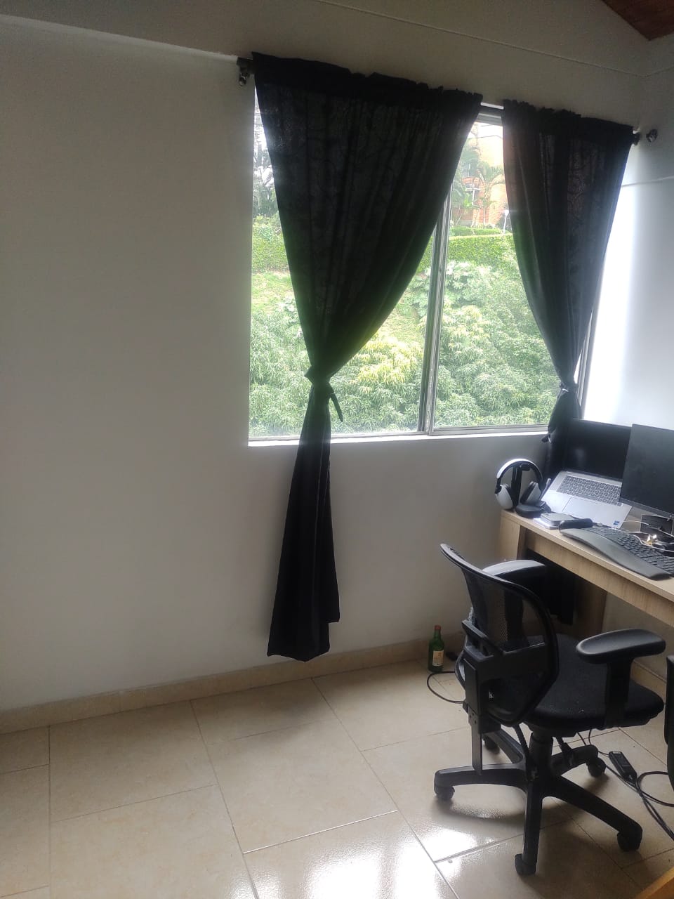 Apartamento en Venta Medellin Loma de los Bernal