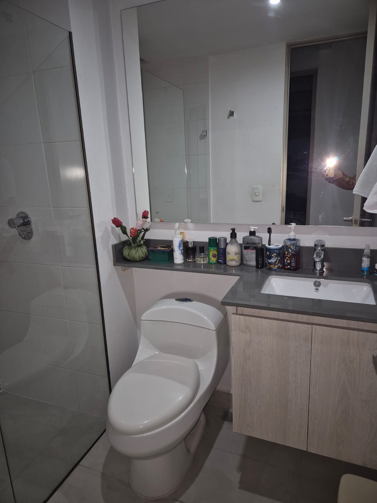 Apartamento para venta en Loma De Los Bernal