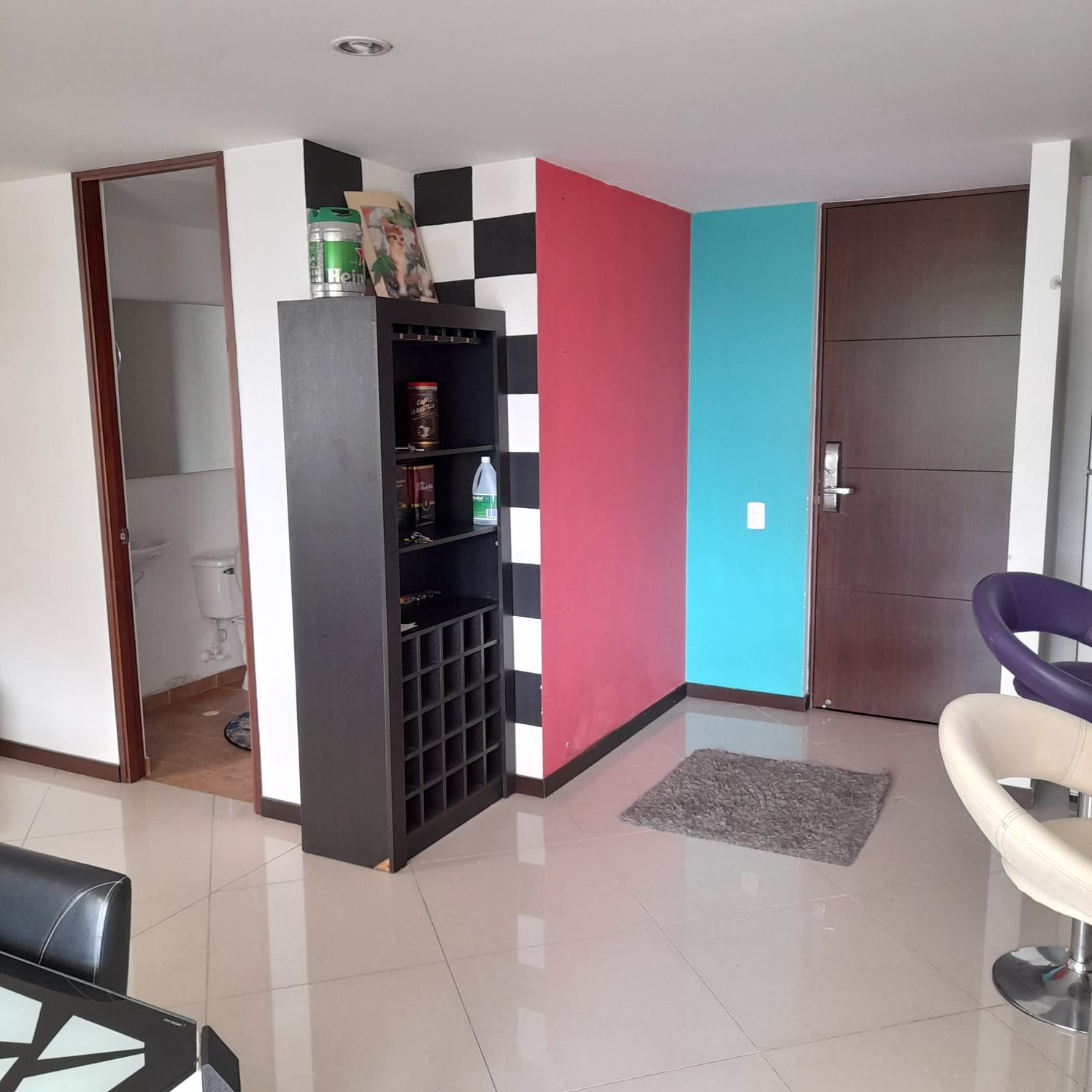 Apartaestudio amoblado para arriendo vía Las Palmas